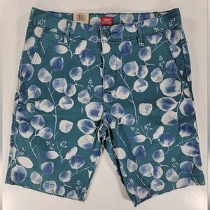 NEW Levi's XX Chino Shorts Men's 30 Floral Leaf Print Flat Front Casual Stretch